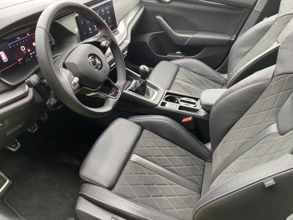Autokomplex Menčík
