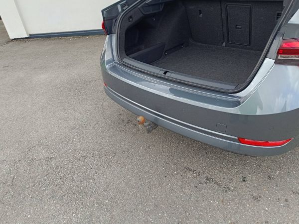 Autokomplex Menčík