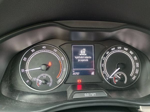 Autokomplex Menčík