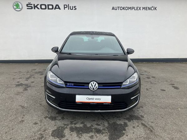 Autokomplex Menčík