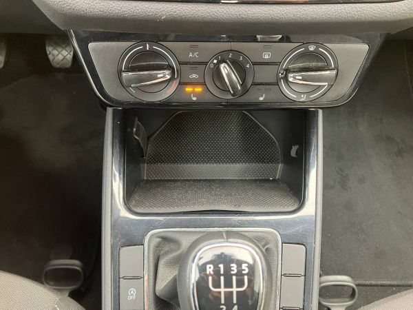 Autokomplex Menčík