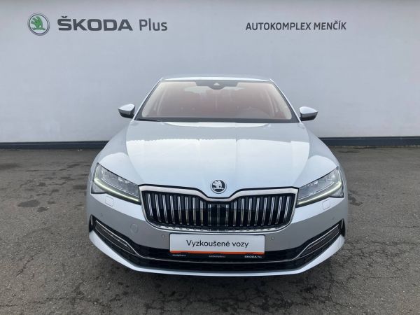 Autokomplex Menčík