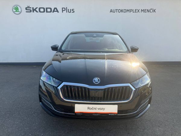 Autokomplex Menčík