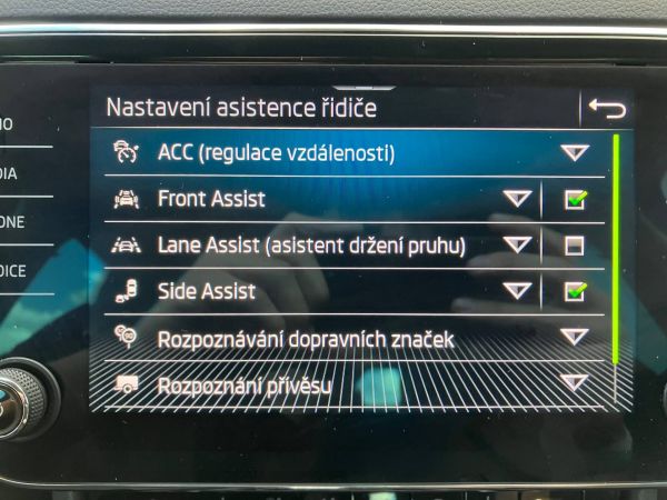 Autokomplex Menčík