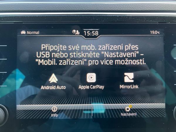 Autokomplex Menčík