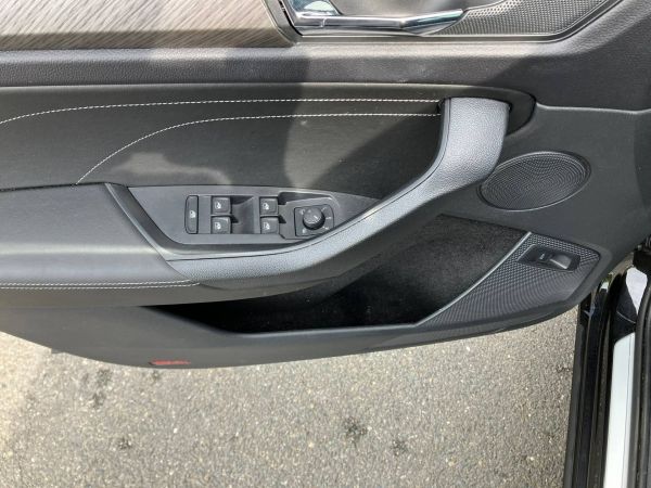 Autokomplex Menčík
