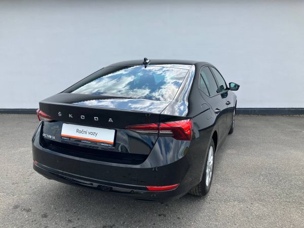Autokomplex Menčík
