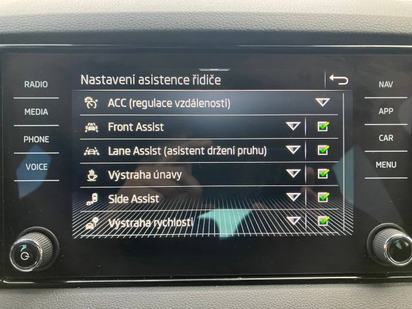 Autokomplex Menčík