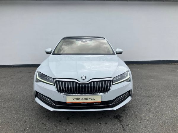 Autokomplex Menčík
