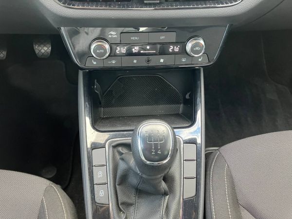 Autokomplex Menčík