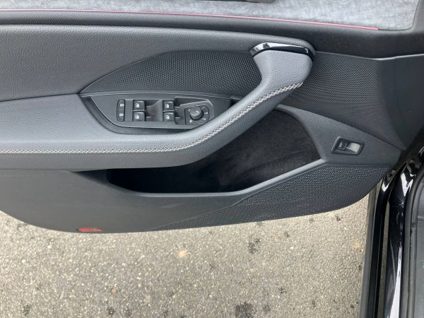 Autokomplex Menčík