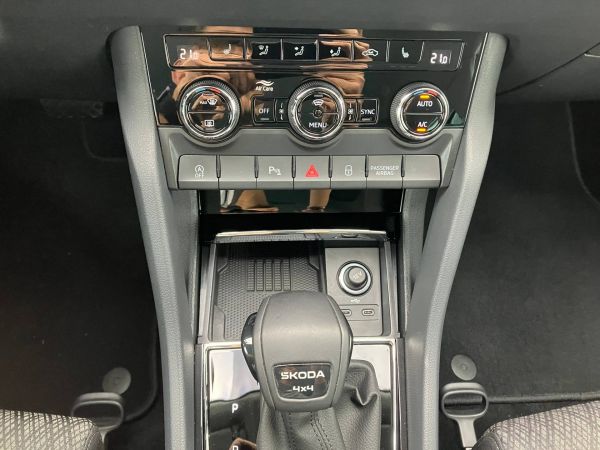 Autokomplex Menčík