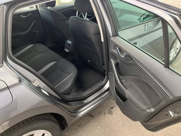 Autokomplex Menčík