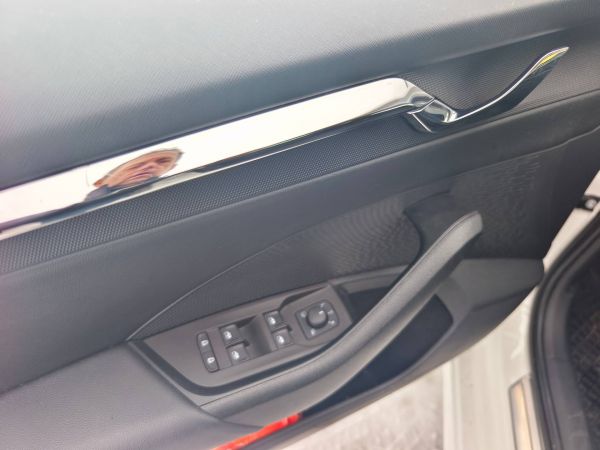 Autokomplex Menčík