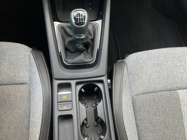 Autokomplex Menčík