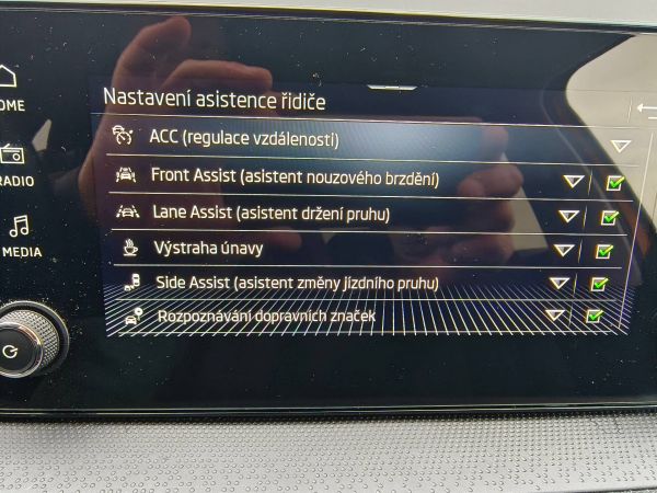 Autokomplex Menčík