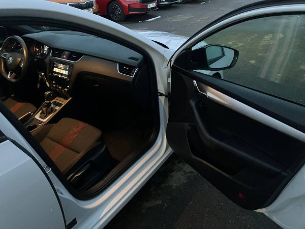 Autokomplex Menčík