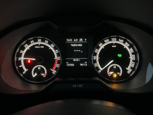 Autokomplex Menčík