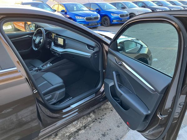 Autokomplex Menčík