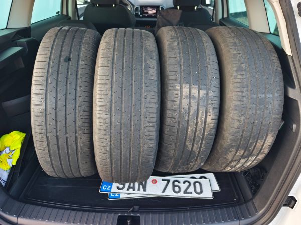 Autokomplex Menčík