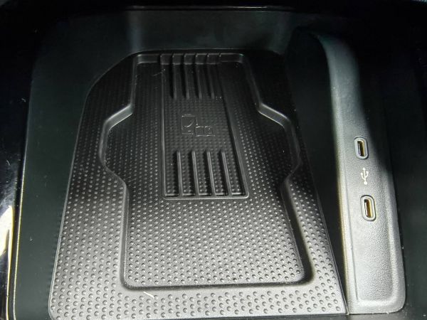 Autokomplex Menčík