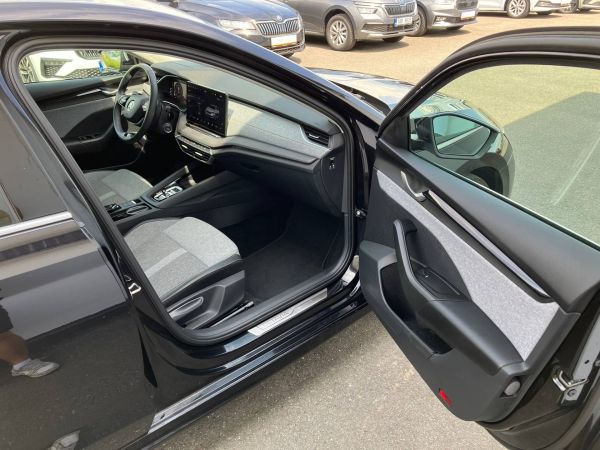 Autokomplex Menčík