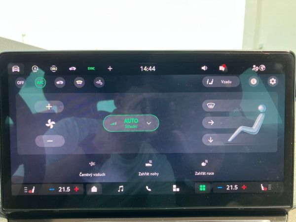 Autokomplex Menčík