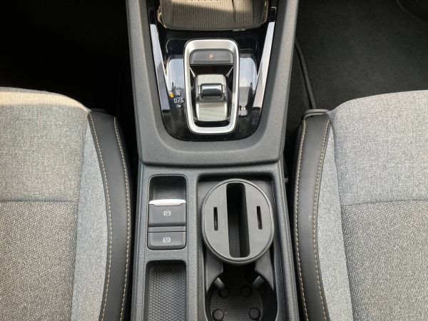 Autokomplex Menčík