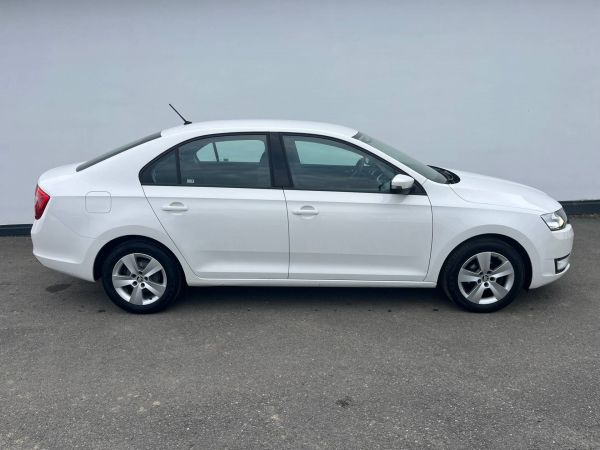 Autokomplex Menčík