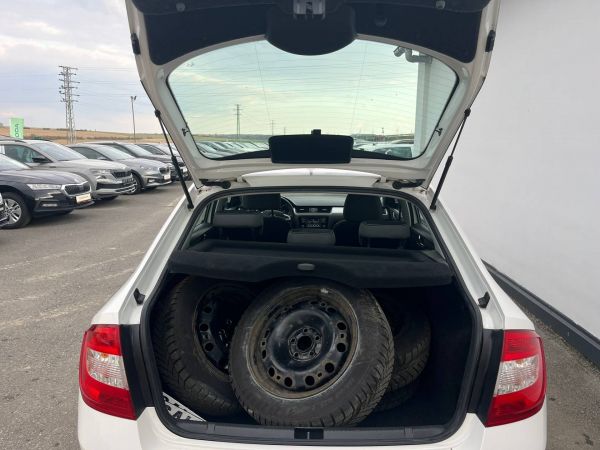 Autokomplex Menčík