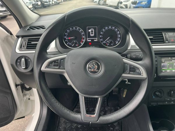 Autokomplex Menčík