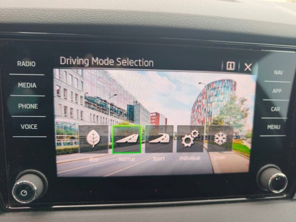 Autokomplex Menčík