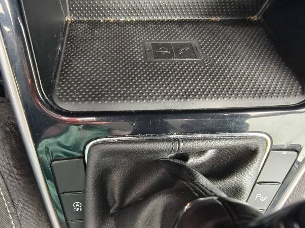 Autokomplex Menčík