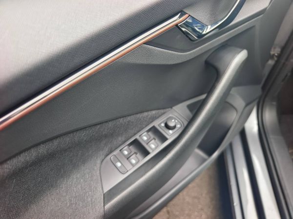 Autokomplex Menčík