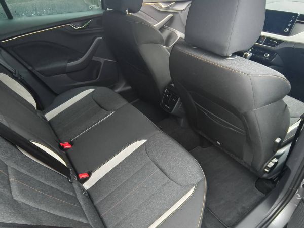 Autokomplex Menčík