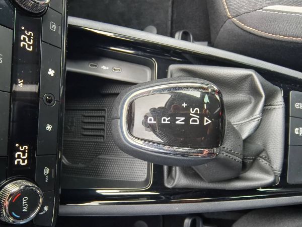 Autokomplex Menčík