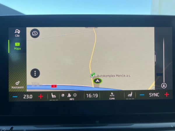 Autokomplex Menčík