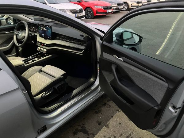 Autokomplex Menčík