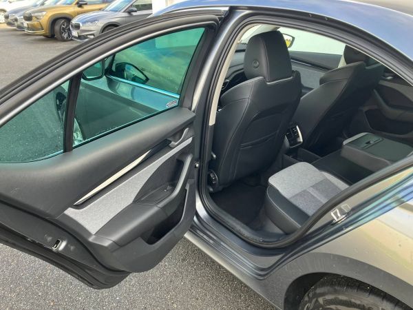 Autokomplex Menčík