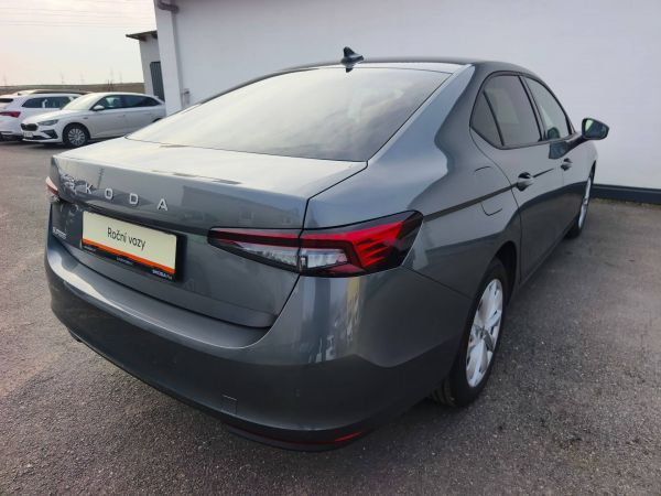 Autokomplex Menčík