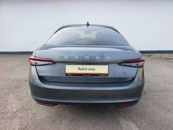 Autokomplex Menčík