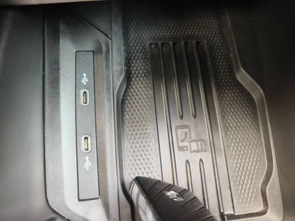 Autokomplex Menčík