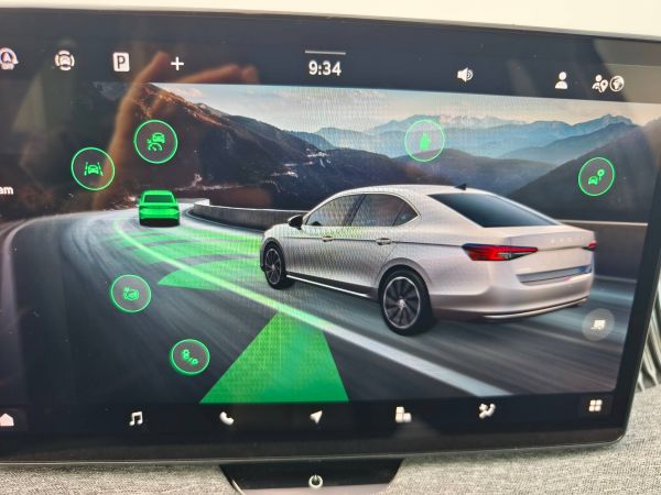 Autokomplex Menčík