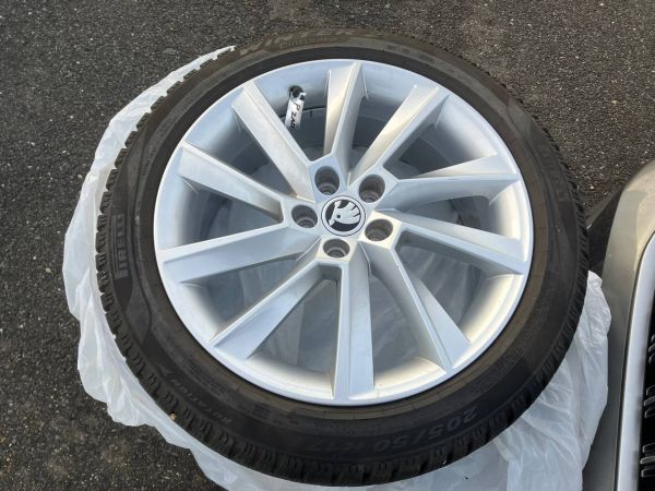 Autokomplex Menčík