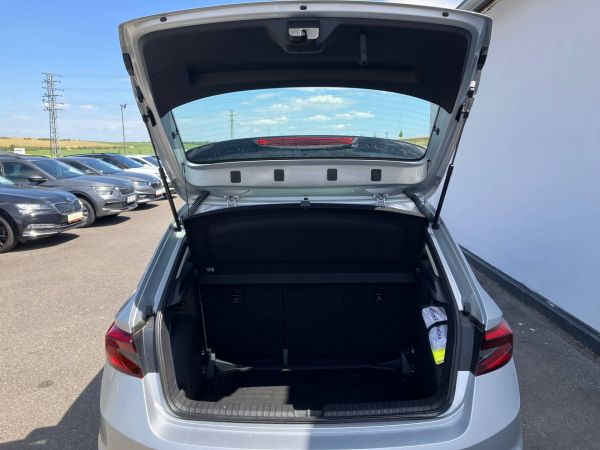 Autokomplex Menčík