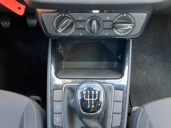 Autokomplex Menčík