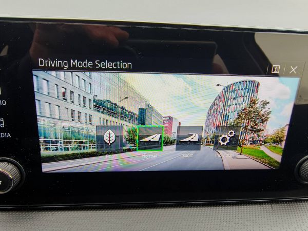 Autokomplex Menčík