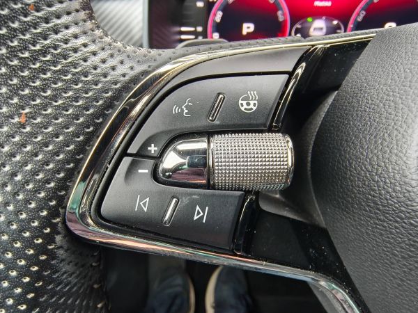 Autokomplex Menčík