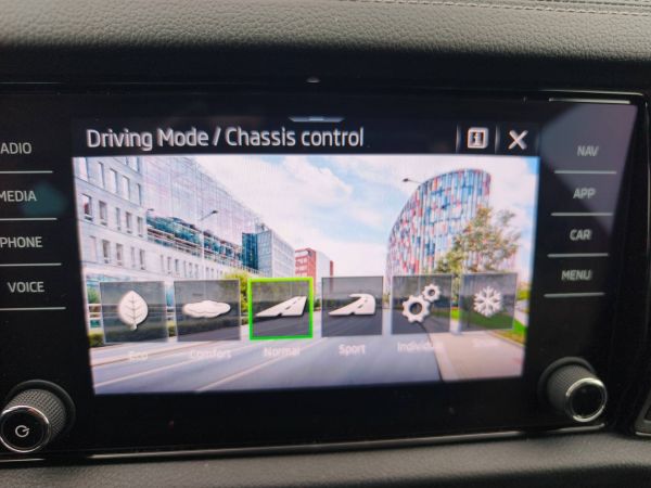 Autokomplex Menčík