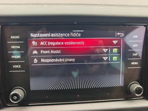 Autokomplex Menčík